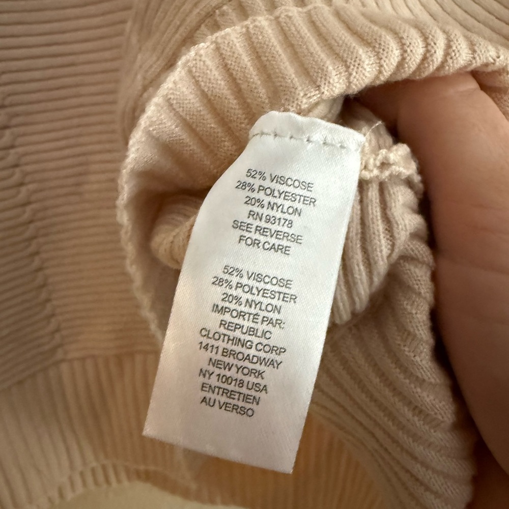 Tahari Sweater - Picture 6 of 7